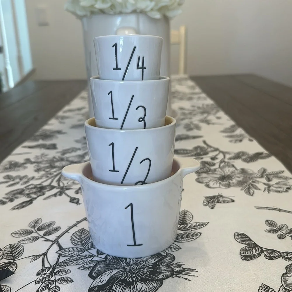 RAE DUNN By Magenta  Disney Princess Set of 4 Measurement Cups